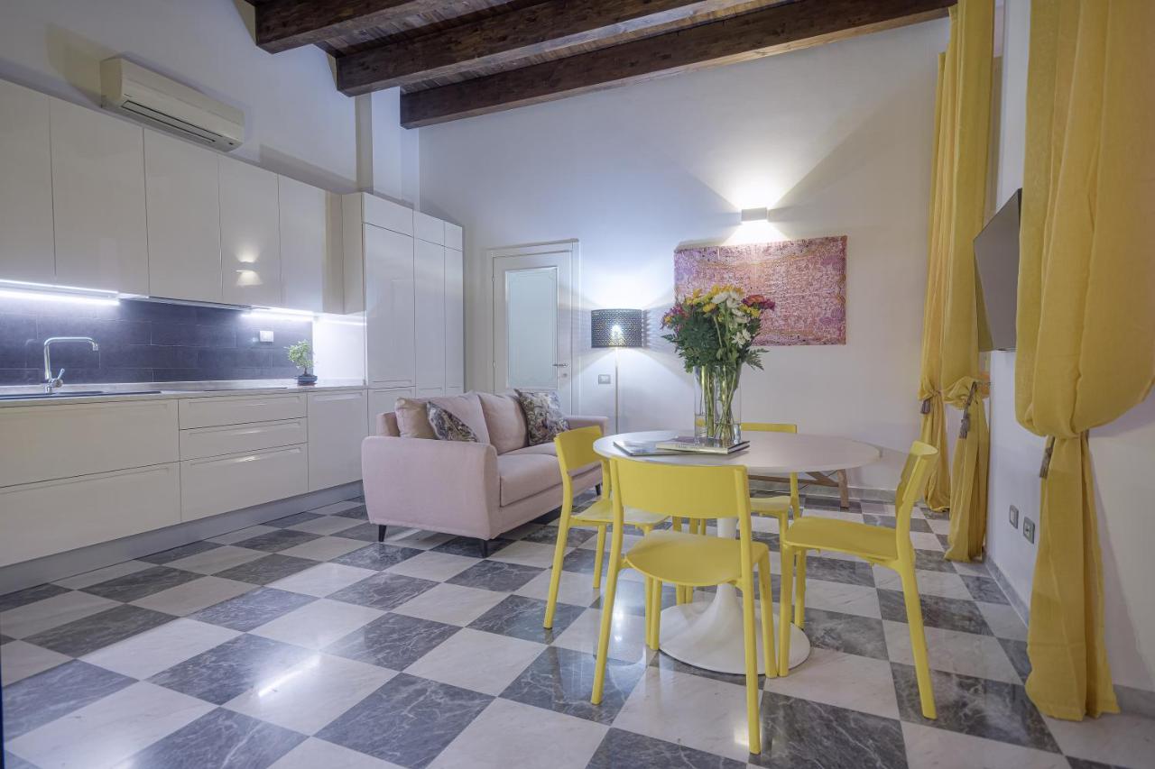 Apartmán Right House - Characteristic Marina District Cagliari Exteriér fotografie